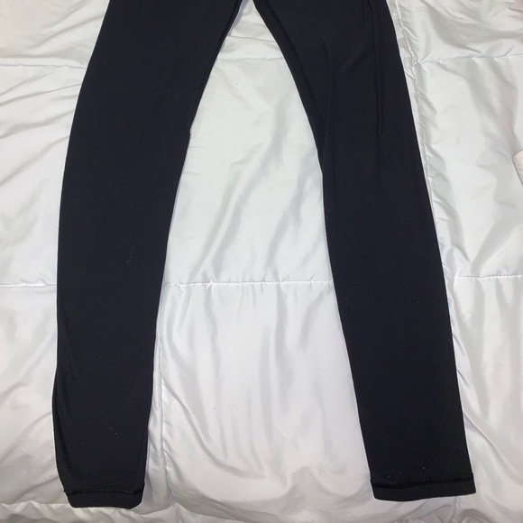 Lululemon Ivivva rhythmic low black tights - Picture 6 of 8